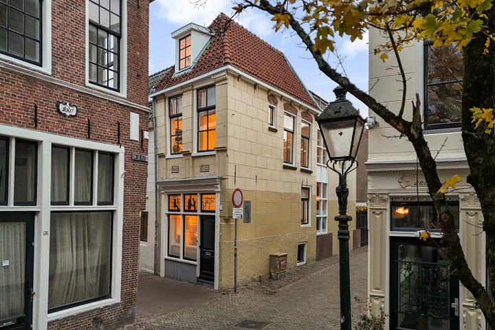Slotmakersstraat 11 in Leeuwarden foto