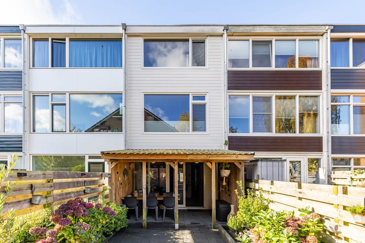 Smaragdstraat 15 in Groningen foto