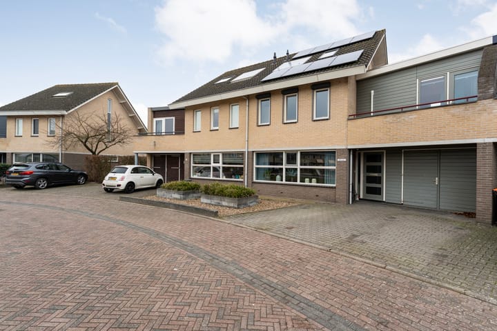 Smetanahof 12 in Dedemsvaart