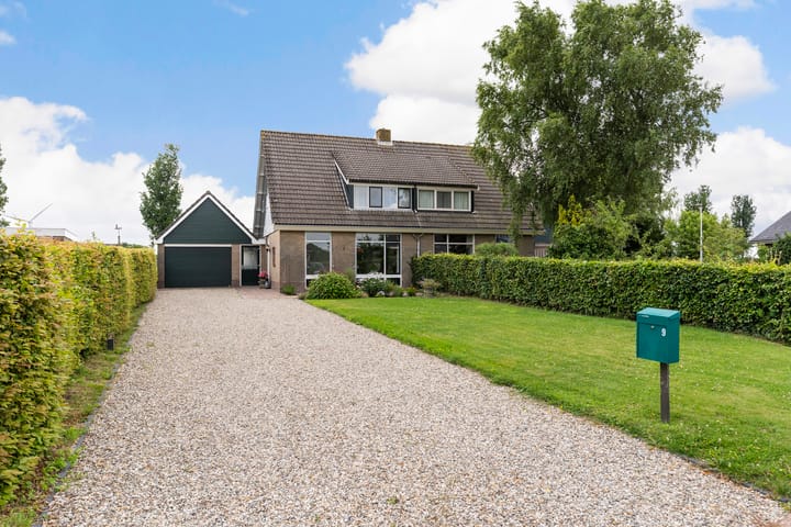 Smidslân 9 in Easterein foto