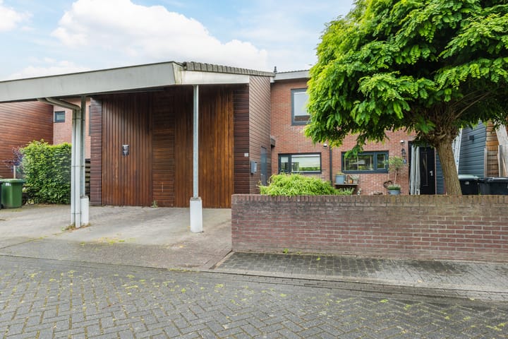 Snippenveld 22 in Emmen foto