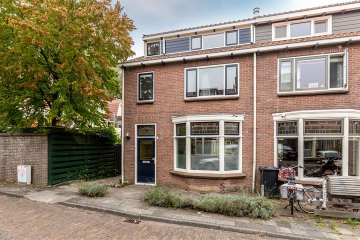 Snouckstraat 1 in Enkhuizen foto