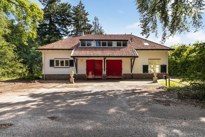 Soestdijkerstraatweg 153 in Hilversum