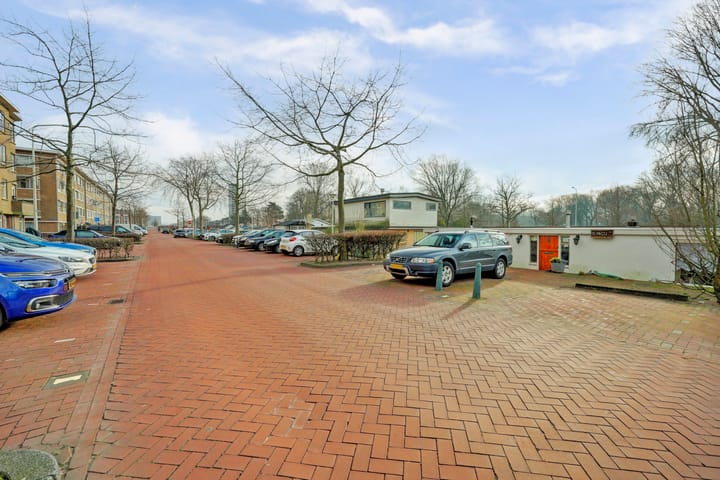 Soestdijksekade 946 in 's-Gravenhage