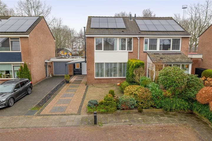 Soetan Sjahrirweg 12 in Muntendam foto