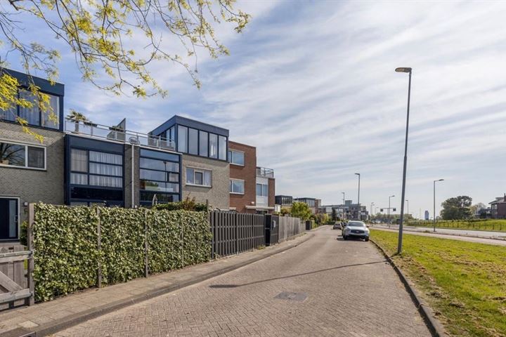 Solingstraat 27 in Rotterdam foto