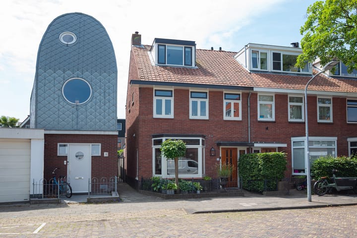 Spaarnrijkstraat 3 in Haarlem foto