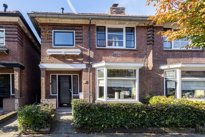 Sparstraat 74 in Oldenzaal foto