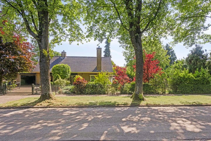 Spirealaan 6 in Waalre foto