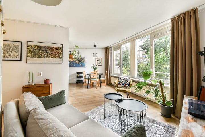 Spitsbergenstraat 49 in Amsterdam foto