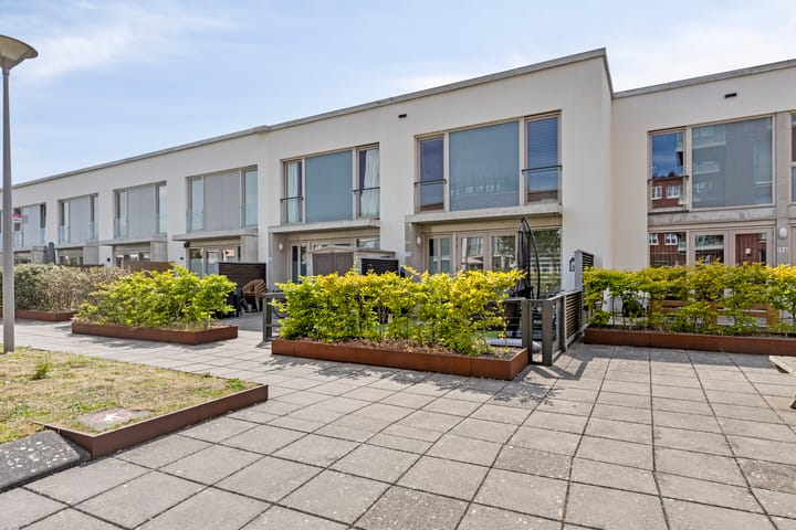 Spoorpad 158 in Waddinxveen foto