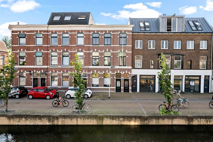 Spoorsingel 21 in Delft foto