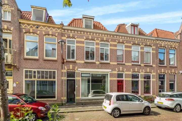 Spoorstraat 55C in Alkmaar foto