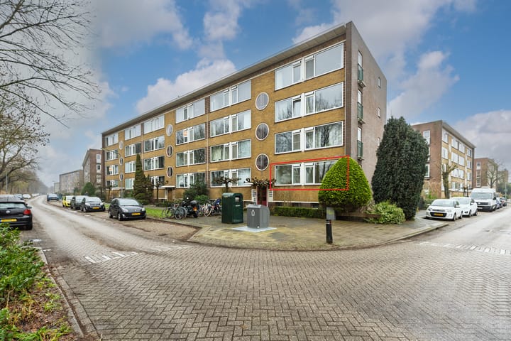 Sportparklaan 305 in Weesp foto