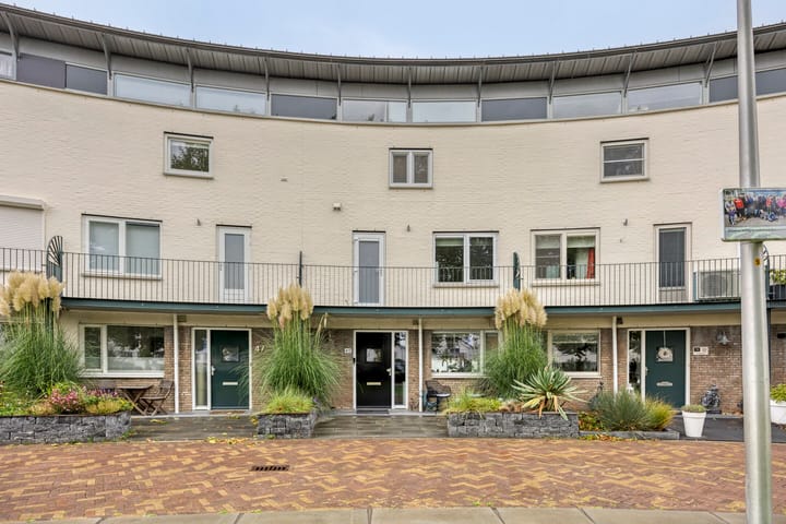 Spuisluis 49 in Alphen aan den Rijn foto