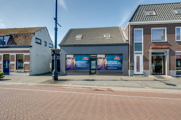 St. Janstraat 59 in Hoeven foto