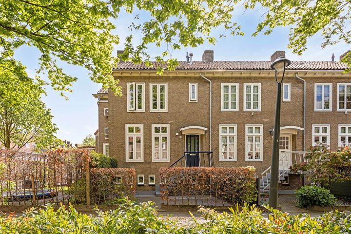 St Jansweg 1 in Eindhoven foto