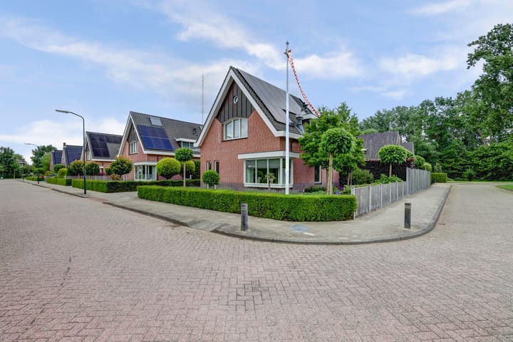 Stadhoudershoef 2 in Hank