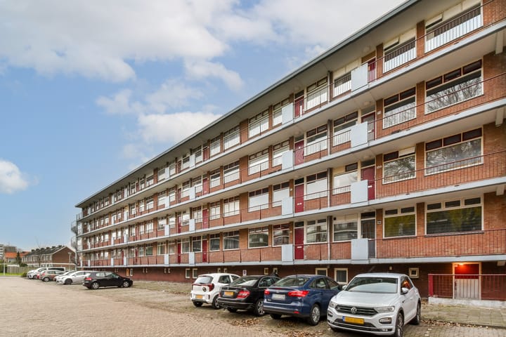 Staringlaan 108 in Papendrecht foto