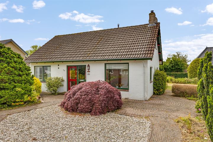 Statenweg 23 in St.-Annaparochie foto