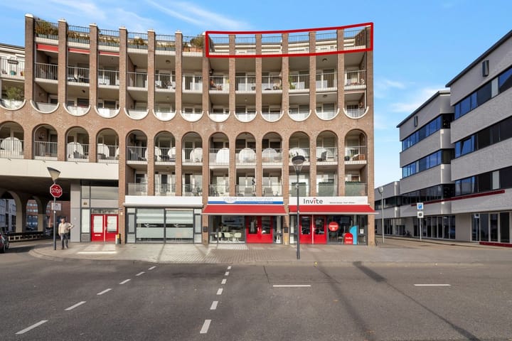 Stationsplein 39 in Helmond