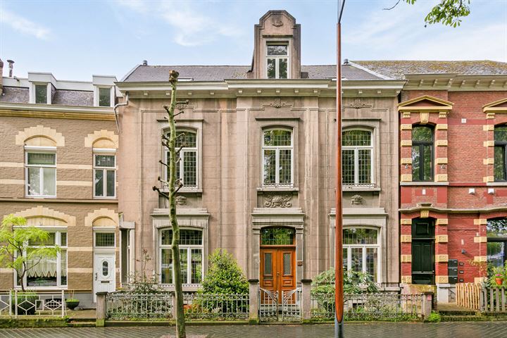 Stationsstraat 13 in Valkenburg foto