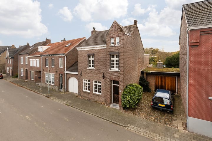 Stationsstraat 140 in Elsloo foto