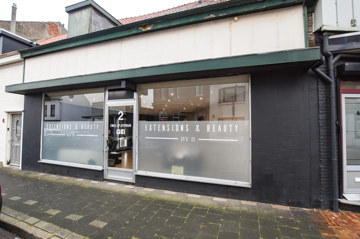 Stationsstraat 2 in Axel