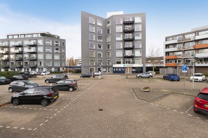 Stationsweg 45A-45 in Zwijndrecht foto