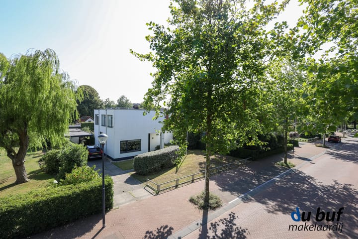 Stationsweg 53 in Oostvoorne foto