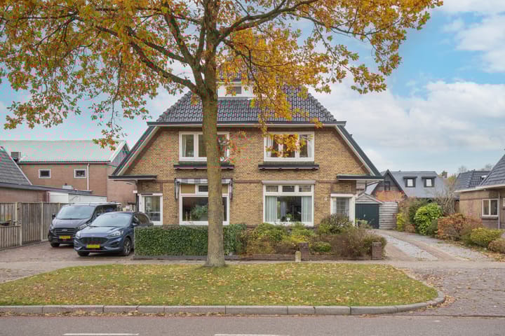 Stationsweg West 7 in Woudenberg foto