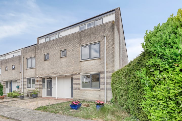 Steenakker 1 in Roden foto