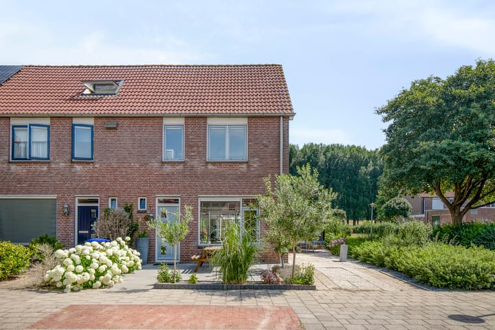 Steenplaat 20 in Zeewolde foto