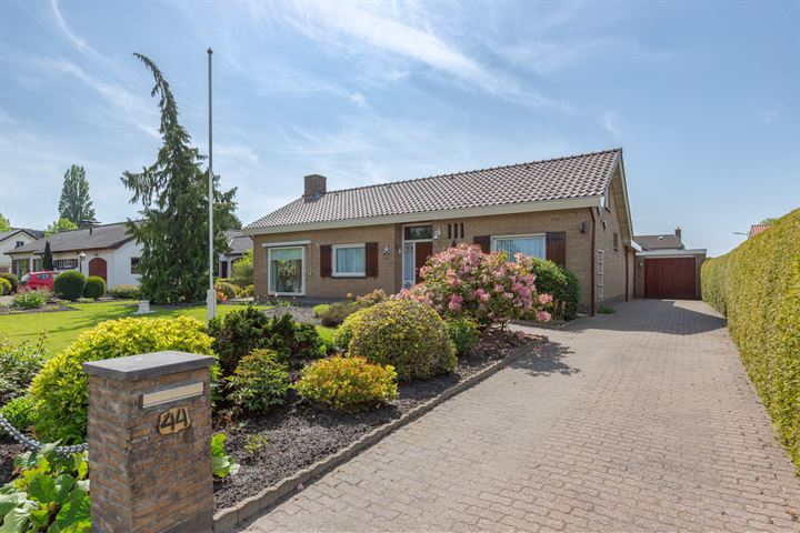 Steenwijkerweg 44 in Wolvega foto