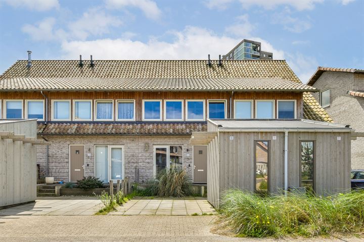 Sterduinstraat 121 in Almere foto