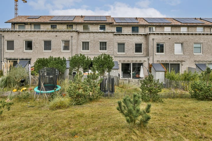 Sterduinstraat 133 in Almere foto