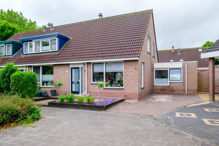 Sterrekroos 99 in Kampen foto