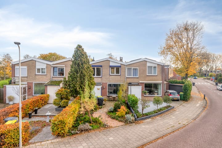 Sterrenlaan 6 in Puttershoek foto