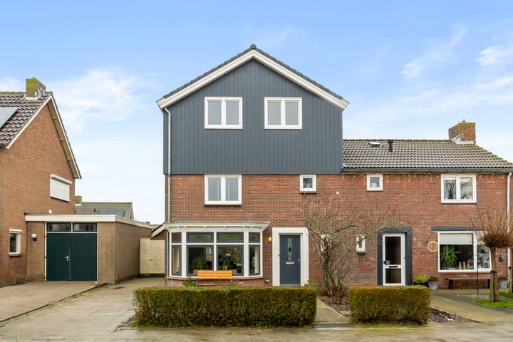 Stiegerstraat 22 in Tuitjenhorn foto