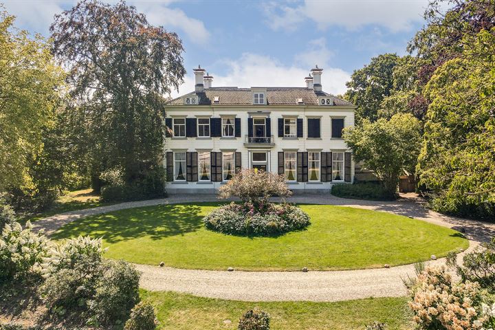 Straatweg 17 in Maarssen foto