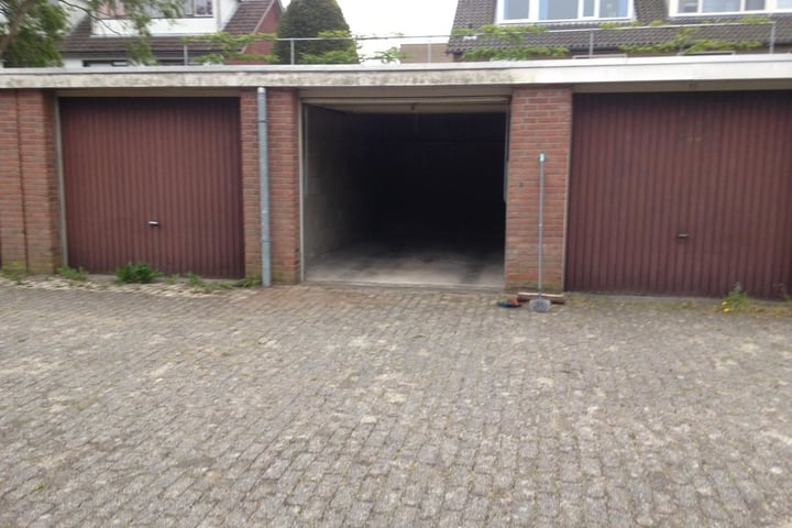 Strausslaan 12 in Groningen foto