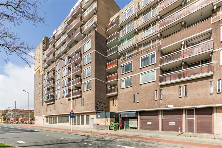 Strevelsweg 249 in Rotterdam foto