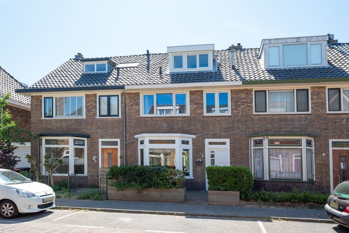 Strick van Linschotenstraat 4 in Beverwijk foto