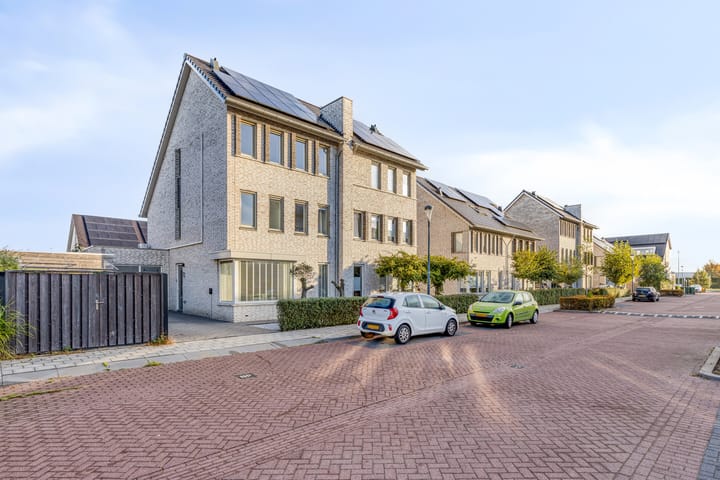 Stuifduin 13 in Oosterhout foto