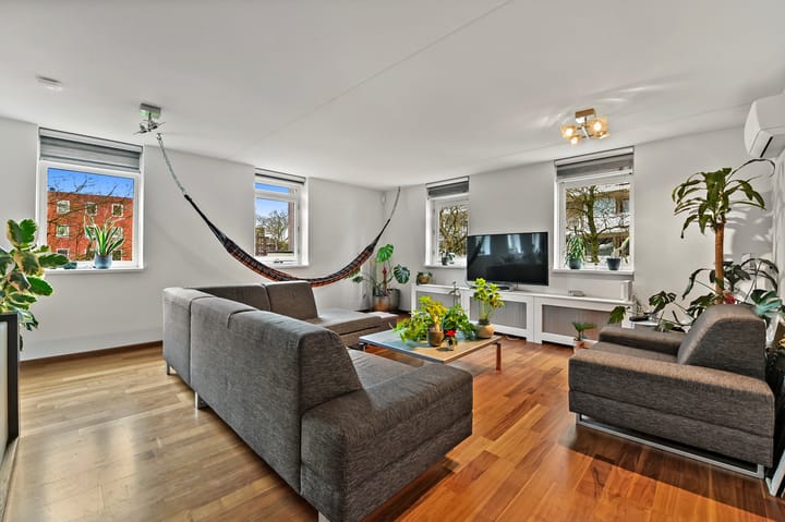 Suze Groeneweglaan 14 in Rotterdam foto