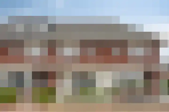 't Boveneindje 4 Made