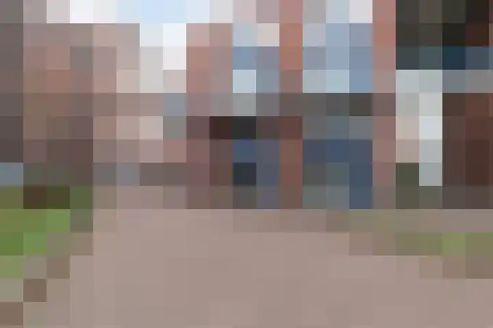 't Cour 30 Helmond thumbnail 6