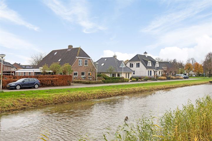 't Solen 1 in Laag Zuthem foto