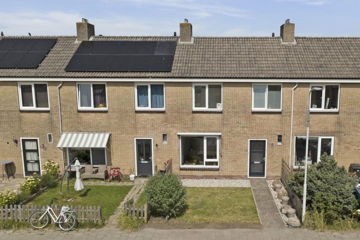 Tademahof 15 in Workum foto