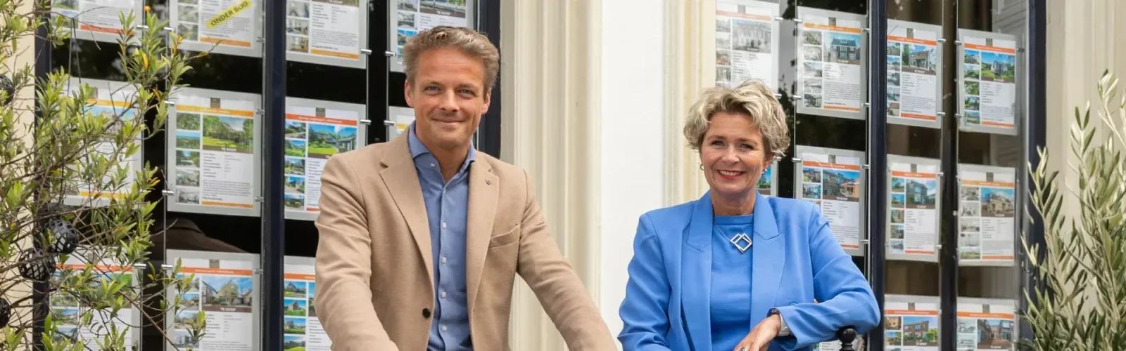 Team foto van Tanis & Akershoek Makelaardij